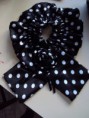 /album/len%c3%a7os/len%c3%a7o%20e%20cetim%20preto%20com%20poa%20branco-jpg/
